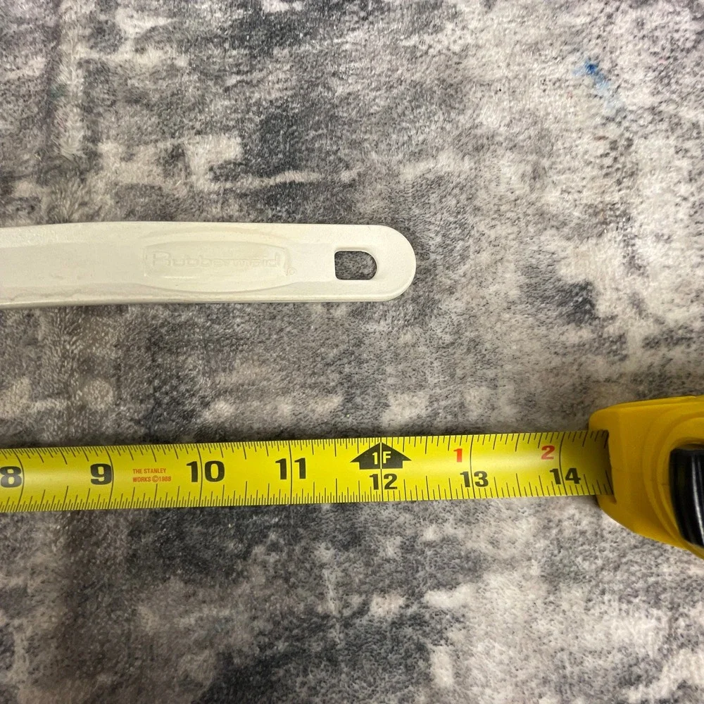 Rubbermaid vtg 12